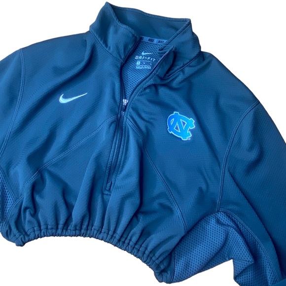 University of North Carolina Reworked Quarter Zip Crop Pullover - Picture 3 of 4